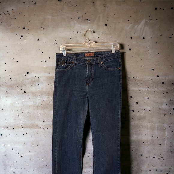 PJ Parker jeans By Harrison. 28” waist. Adorable button back pockets Slight boot - Picture 4 of 16
